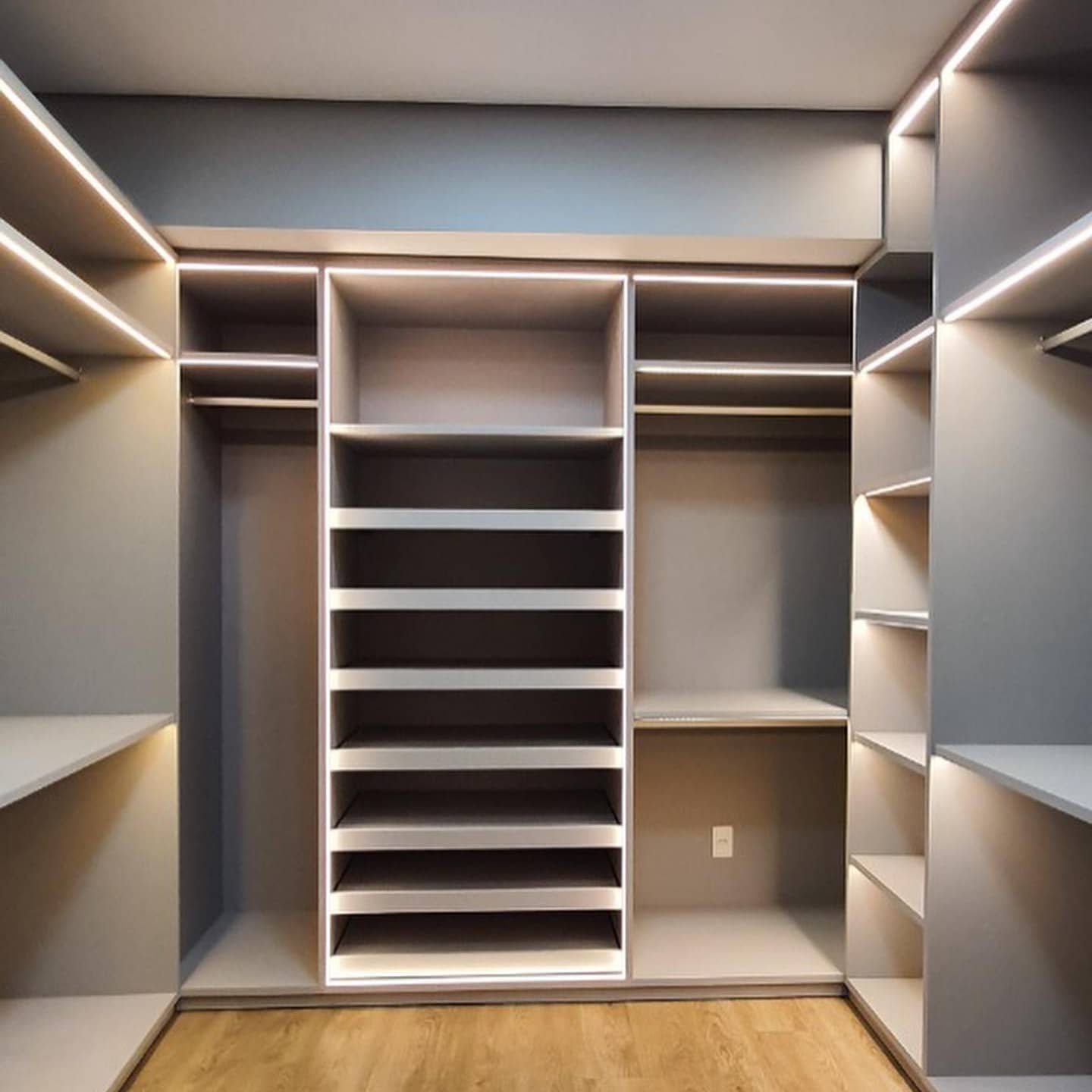 Closet, Sinal de Requinte