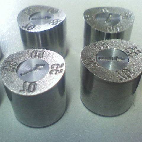 Pinos machos, Datadores, válvulas de ar, TORNO CNC