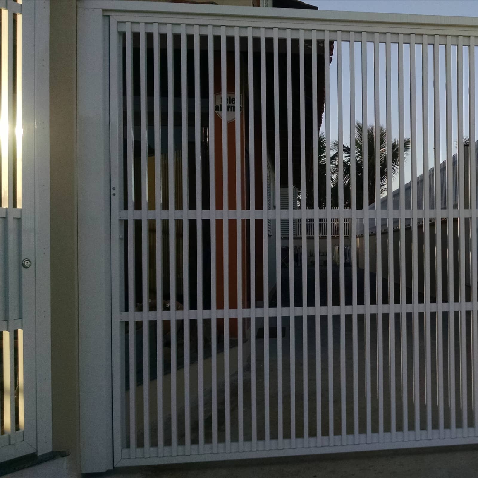 Portões em alumínio