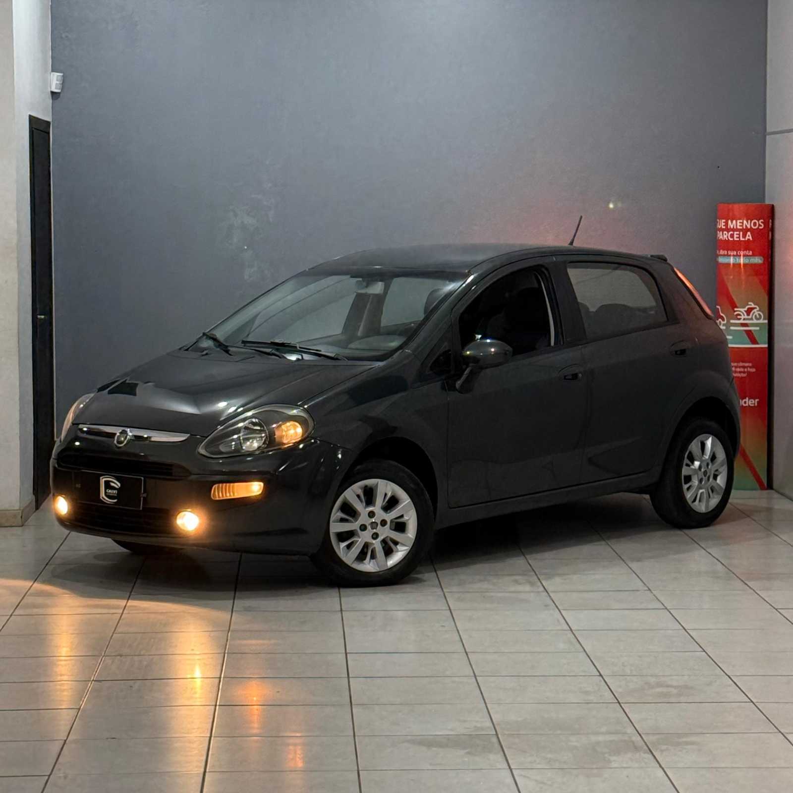 Fiat Punto Attractive 1.4 Fire 8v 5p 2014