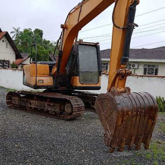 Escavadeira Sany 2011